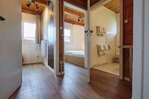 2 bedrooms, individually furnished