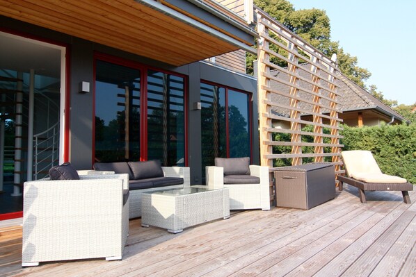 Deluxe House, 2 Bedrooms | Balcony