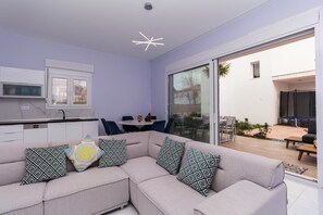 Living room - Villas Acrotel Porto Brava, Ormos Panagias (Sithonia)