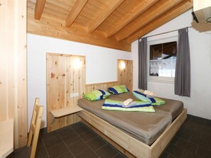 8 chambres, draps fournis