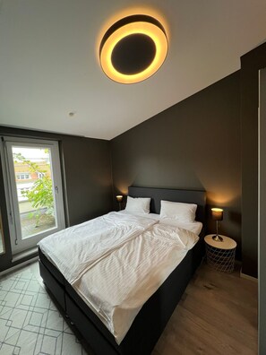 2 Schlafzimmer, Bügeleisen/Bügelbrett, WLAN, Bettwäsche