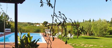 Classic Apartment, 4 Bedrooms | Pool