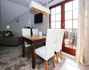Appartamento Comfort, 2 camere da letto | Pasti