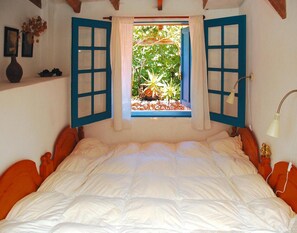 2 bedrooms, individually furnished, bed sheets - Finca in El Tanque With a Washing Machine (El Tanque)