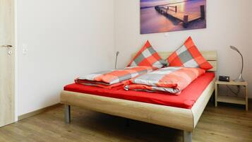 Classic Apartment, 2 Bedrooms | 6 bedrooms, individually furnished