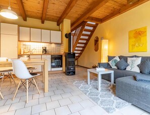 Casa Deluxe, 2 dormitoris | Cuina privada | Frigorífic, forn, rentaplats i cafetera i tetera