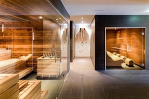 Classic Apartment, 4 Bedrooms | Sauna