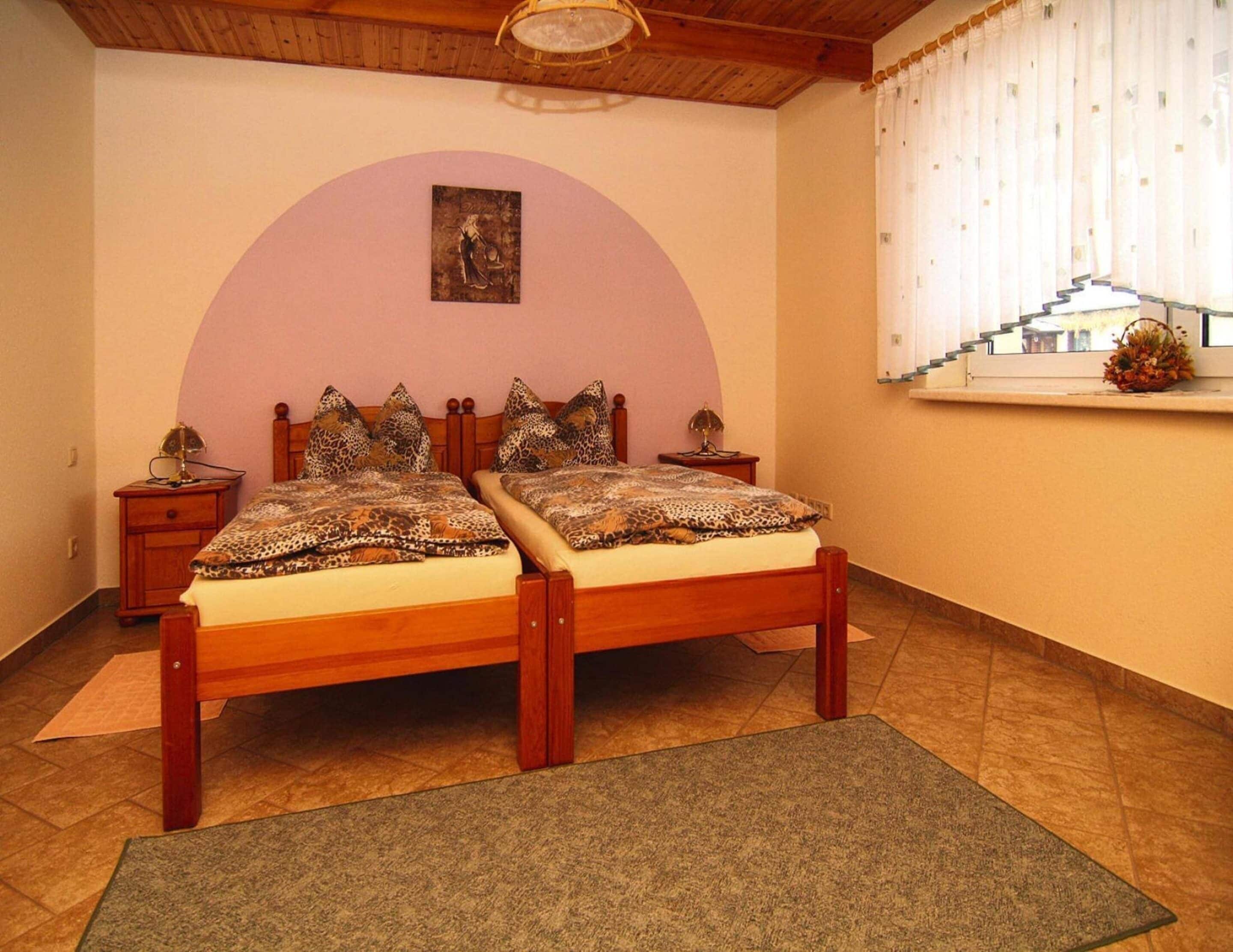 Bungalow clásico, 1 habitación | 3 habitaciones y muebles diferentes 