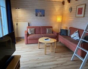 Deluxe Apartment, 3 Bedrooms | Living room - Apartments, Lissendorf (Lissendorf)