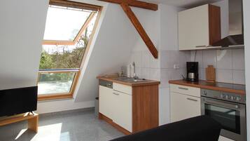 Apartemen Comfort, 2 kamar tidur | Dapur pribadi | Lemari es, oven, mesin pencuci piring, dan mesin pembuat kopi/teh