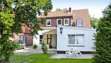 Apartemen Comfort, 2 kamar tidur | Taman