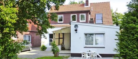 Comfort Apartment, 2 Bedrooms | Garden