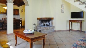 Unclassified image, 2 of 56, button - Agriturismo La Scopa, Montaione (Montaione)