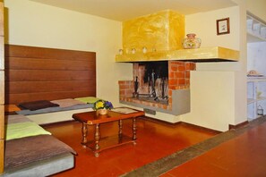 Deluxe Apartment, 2 Bedrooms | Private kitchen | Fridge, oven, stovetop, dishwasher - Agriturismo La Scopa, Montaione (Montaione)