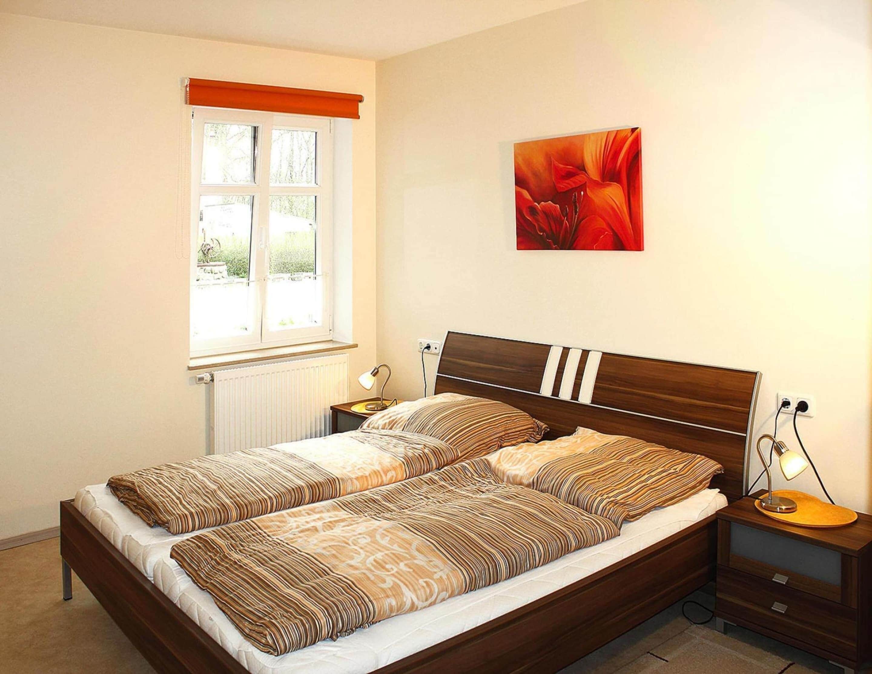 5 Schlafzimmer, individuell eingerichtet, Bettwäsche