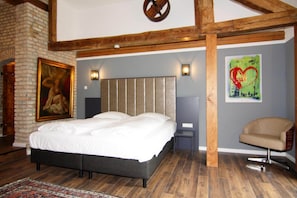 10 bedrooms, individually furnished - Holiday Home Birgit, Wendorf (Kuhlen-Wendorf)