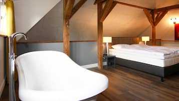 10 bedrooms, individually furnished