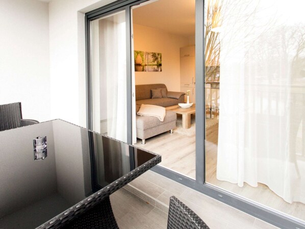 Deluxe Apartment, 2 Bedrooms | Balcony