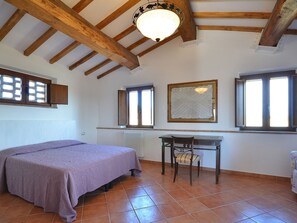 Comfort House, 3 Bedrooms | 8 bedrooms, individually furnished, iron/ironing board, bed sheets - Cosy Agriturismo in Toscana With Outdoor Swimming Pool (Peccioli)