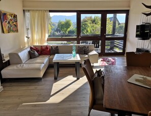 Appartement Confort, 2 chambres | Salle de séjour