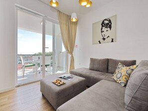 Living room - Apartments Dalmatia in Preko, Island Ugljan, With Swimmingpool (Preko)