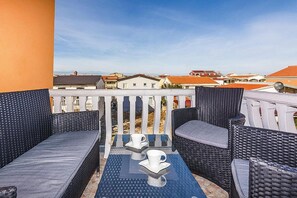 Property grounds - Apartments Nevenka, Vir (Vir)