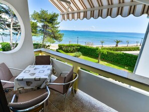 Balcony - Apartments in House Liveric, in Vir at the Beach (Vir)