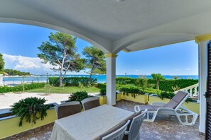 Premium Apartment, 2 Bedrooms | Balcony - Apartments in House Liveric, in Vir at the Beach (Vir)