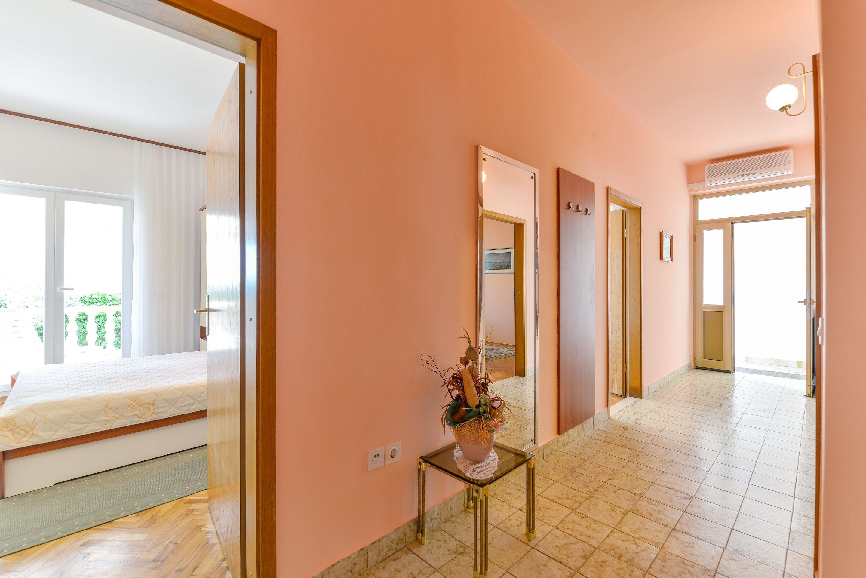 Elite Apartment, 3 Bedrooms | 10 bedrooms, individually furnished