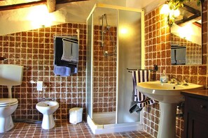 Classic Villa, Multiple Bedrooms | Bathroom | Shower