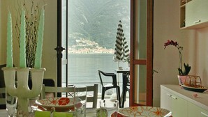 Deluxe Apartment, 2 Bedrooms | Interior detail - Apartments Paganini, Lezzeno (Lezzeno)