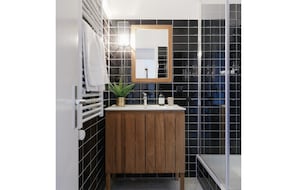 Comfort Apartment, 1 Bedroom | Bathroom | Shower