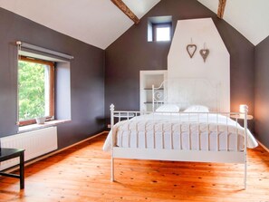 Casa clàssica, 3 dormitoris | 9 dormitoris i roba de llit 