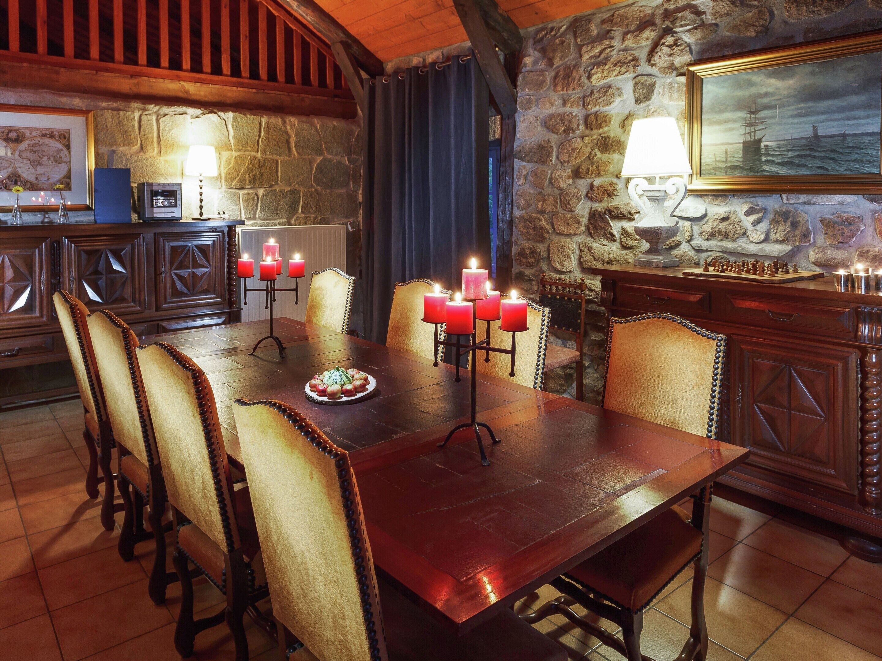 Klassiek huis, 5 slaapkamers | Dineren