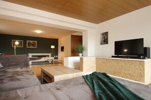 Living room - Ferienwohnung mit Weitem Ausblick in Altenau (Clausthal-Zellerfeld)