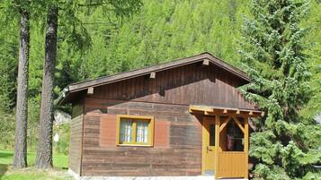 Comfort Chalet, 2 Bedrooms | Exterior