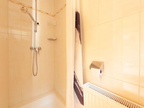 Classic-Apartment, 1 Schlafzimmer | Badezimmer | Dusche
