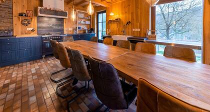 Capacious Holiday Home in Membre With Garden