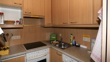 Classic Apartment, 2 Bedrooms | Private kitchen | Fridge, coffee/tea maker, toaster, highchair