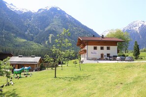 Exterior - Apartment in Krimml With Parking Space (Krimml)
