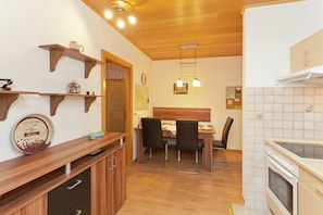 Classic Apartment, 3 Bedrooms | Private kitchen | Fridge, microwave, oven, dishwasher