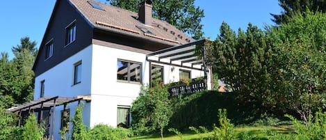 Apartamento conforto, 2 quartos | Fachada