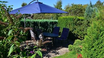 Classic Apartment, 3 Bedrooms | Garden