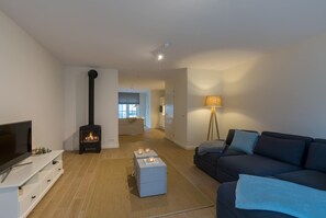 Comfort Apartment, 2 Bedrooms | Living room - Elegant Apartment in Koudekerke With Gas Fireplace (Koudekerke)