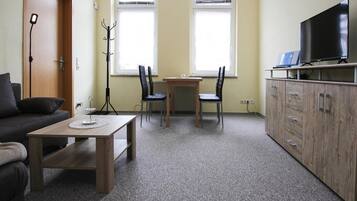 Apartemen Comfort, 2 kamar tidur | Ruang keluarga | Pemutar DVD