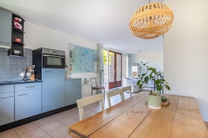 Classic House, 3 Bedrooms | Private kitchen | Fridge, microwave, stovetop, dishwasher - Restful Holiday Home in Grou With Terrace and Garden (Grou)