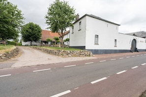 Casa Classic, camere multiple | Vista dalla struttura