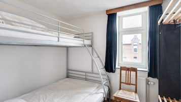 12 bedrooms, individually furnished, bed sheets