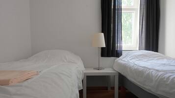 Comfort House, 5 Bedrooms | 12 bedrooms, individually furnished, bed sheets