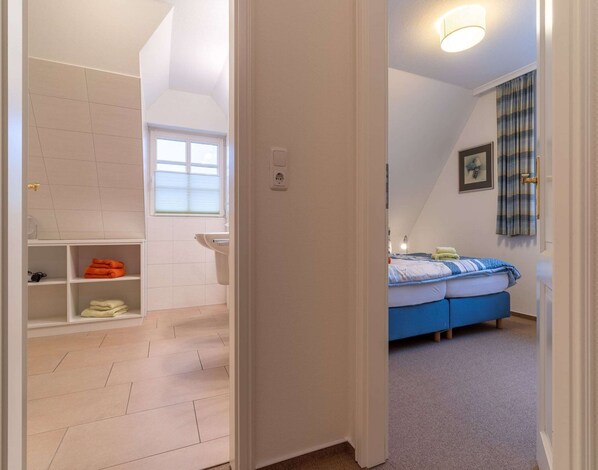 Classic House, 3 Bedrooms | 3 bedrooms, individually furnished